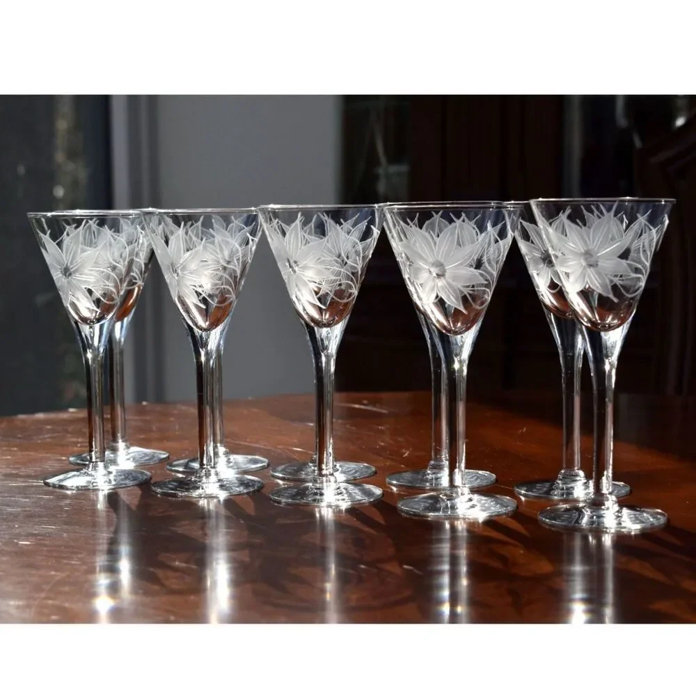 Set of 10 Hand-Blown & Etched Wine Glasses – UNK257 Pattern
